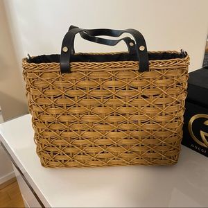 Zara - Basket bag in Natural with black straps